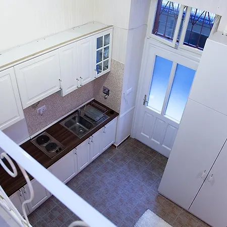 Bijou Apartment *